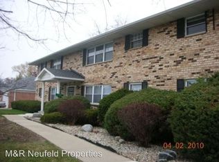7230 N Port Washington Rd APT 1, Glendale, WI 53217