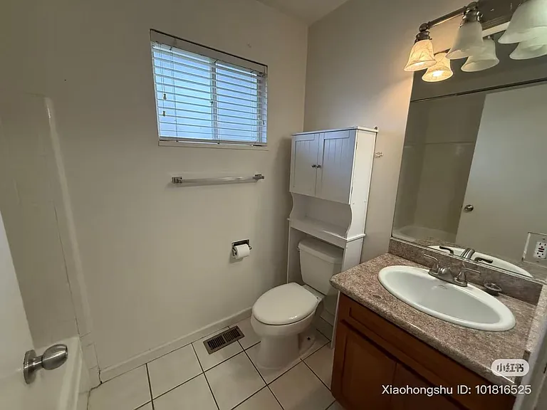 914 Colorado Ave — Photo 8
