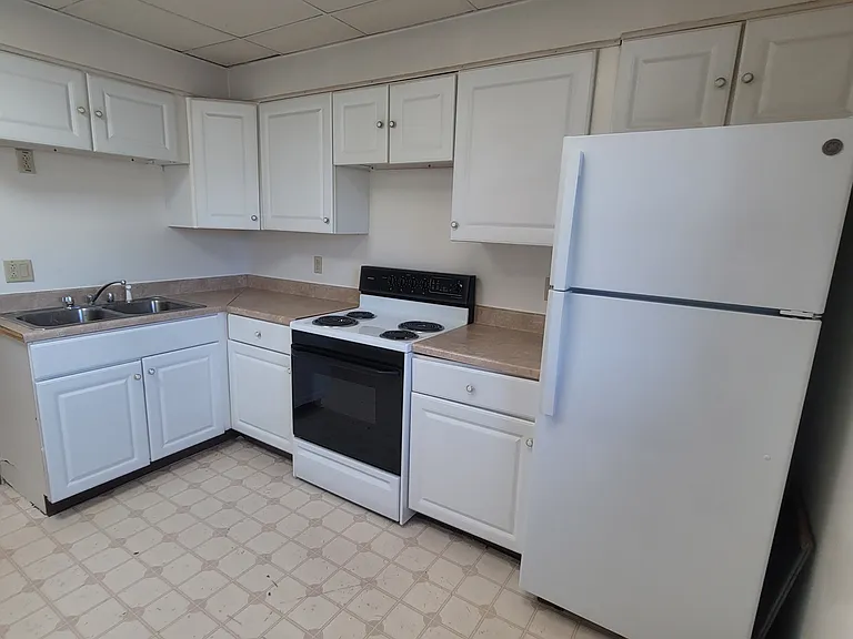 203 Delaware Ave #6 — Photo 11