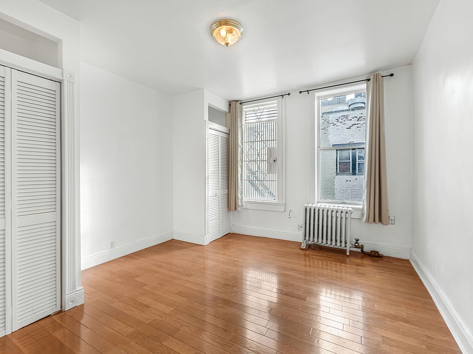1st image of 134 W 81st St #6