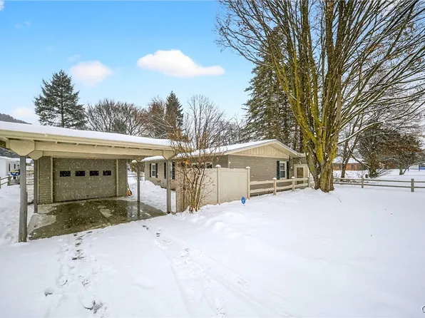5621 W Genesee St, Camillus, NY 13031