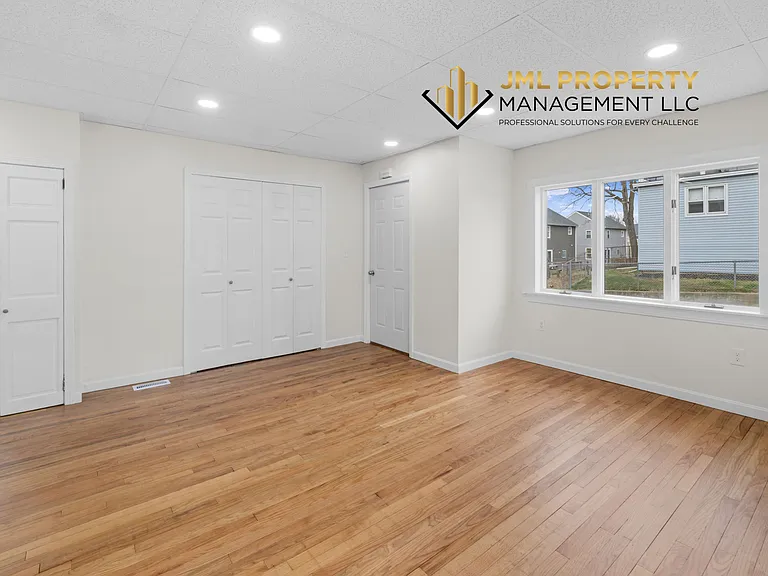 227 Lawrence St #1 — Photo 11
