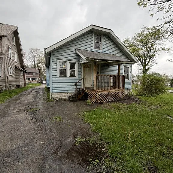 55 N Osborn Ave — Photo 24