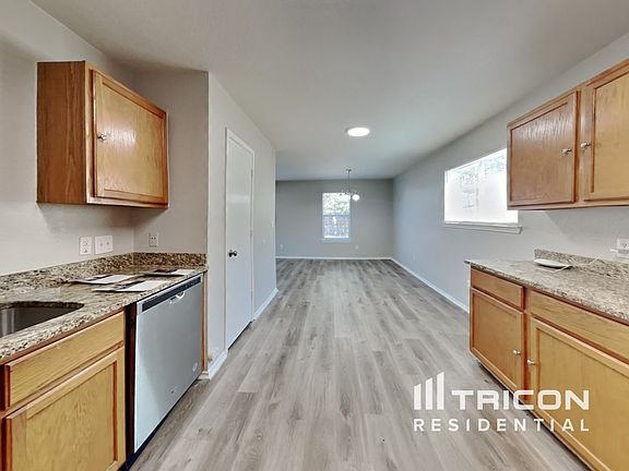 3rd image of 12439 Sterlingstone Dr