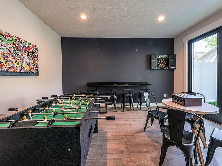 366 Zimpfer St — Photo 45