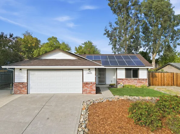1005 Grouse Dr, Redding, CA 96003