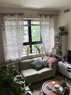 Rented by EXR | media 5