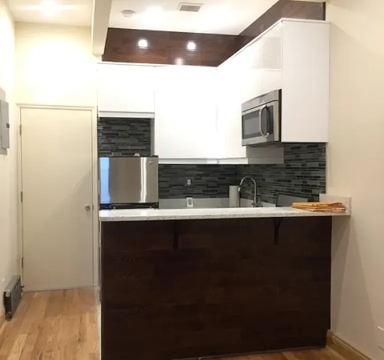 204 Greenpoint Ave #3LB