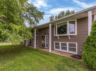 1309 E Shaulis Rd, Waterloo, IA 50701