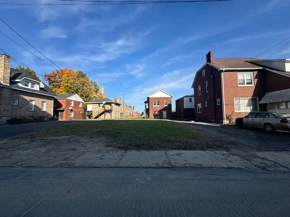 209 Woodlawn Ave, Beckley, WV 25801