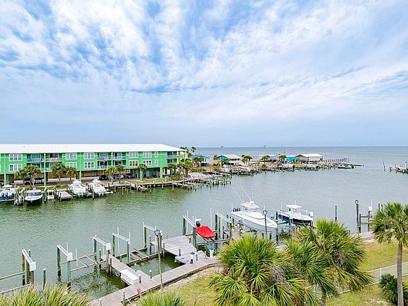 Open balcony north west