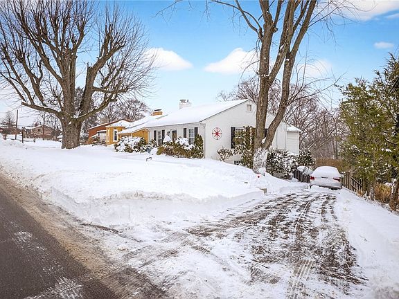 2nd image of 4241 Greenridge Rd