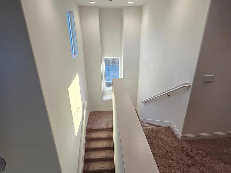 705 Skansen St — Photo 19