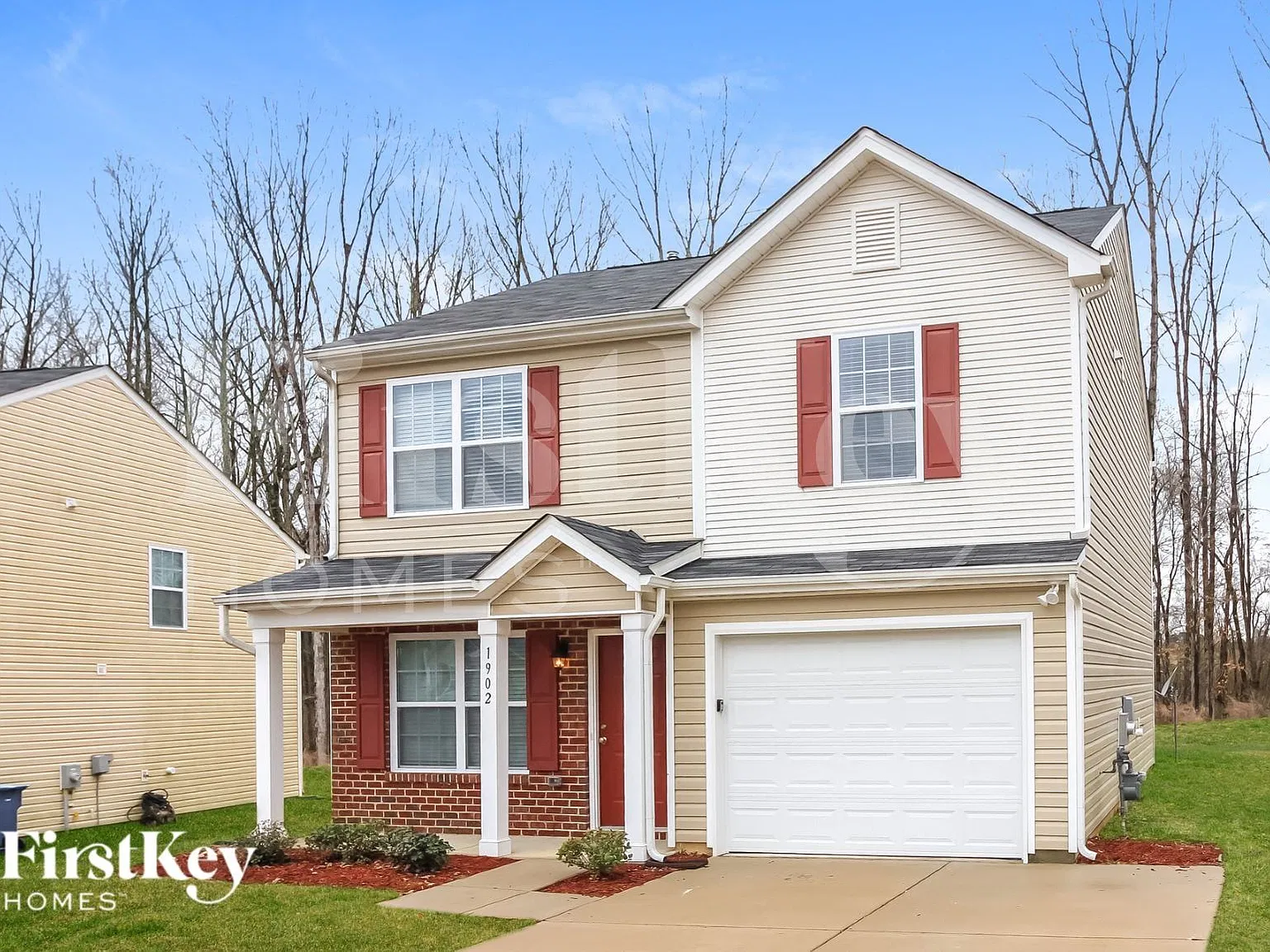 3 bed, 2.5 bath, 1565 sqft, $2,120 — Photo 2