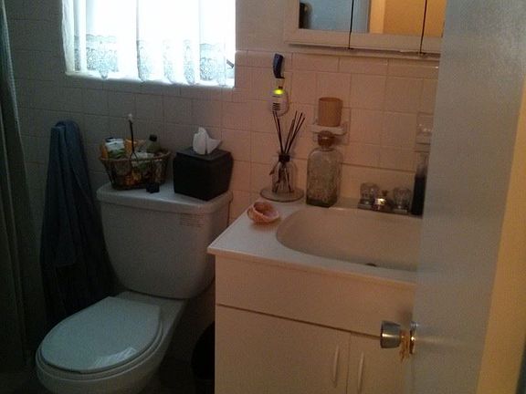 5th image of 1821 Middle River Dr APT 17