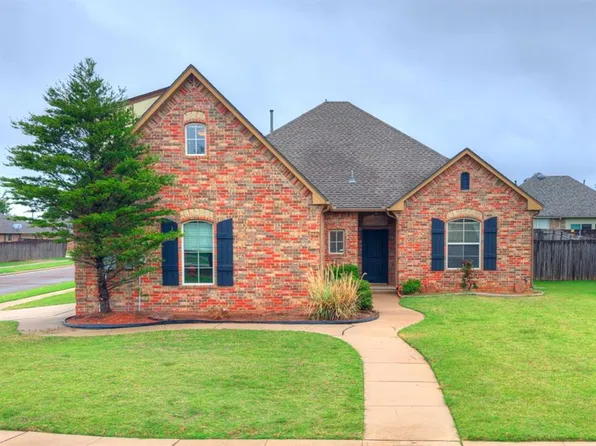 19132 Summer Grove Ave, Edmond, OK 73012