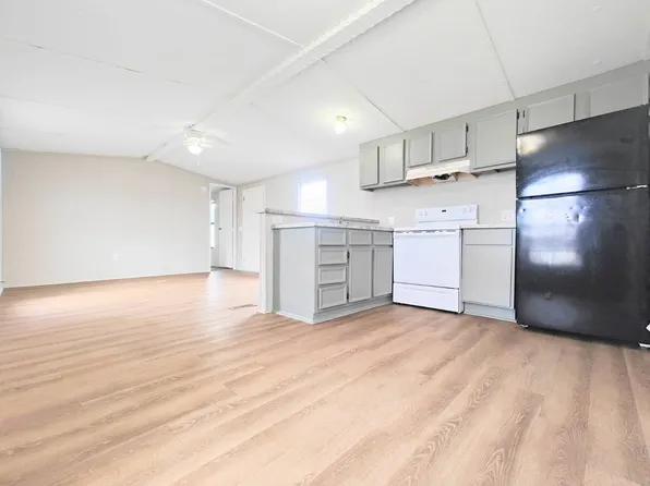 4409 Rainbow Ln, Rocky Mount, NC 27804