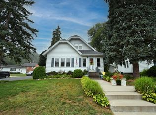 101 N 3rd St, Goodhue, MN 55027