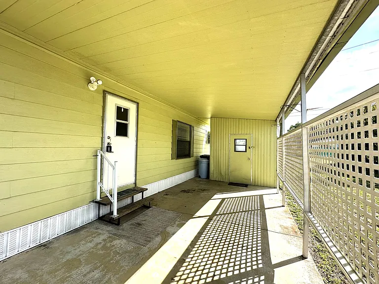 280 Flame Ln — Photo 4