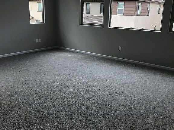 5th image of 234 E Honeysuckle Pl