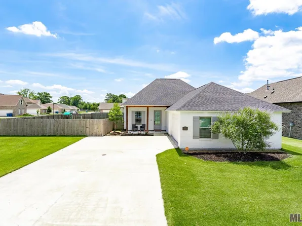 6415 Sugar Harvest Ct, Addis, LA 70710