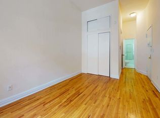 210 E 83rd St #1A1, New York, NY 10028