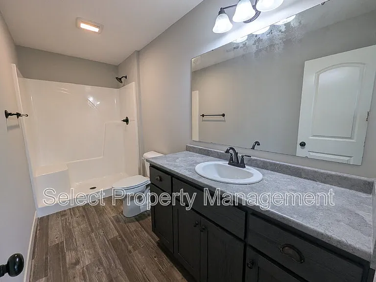 1408 Sacred Oak Ct — Photo 23
