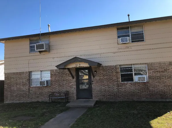 313 N 4th St APT 2, Noble, OK 73068