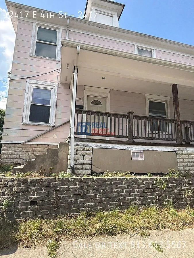 Spacious 2 BR 1 BA Home — Photo 1