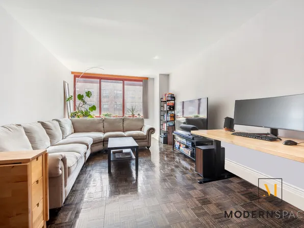 4-74 48th Avenue 8M image 3 of 16