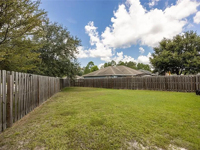 1608 NE 45th Pl — Photo 26
