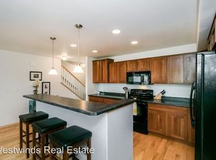 3615 Middlebury Rd, Iowa City, IA 52245