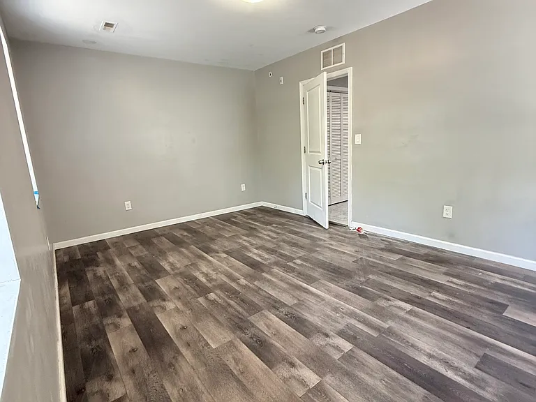 2108 Ridge Ave #B — Photo 6