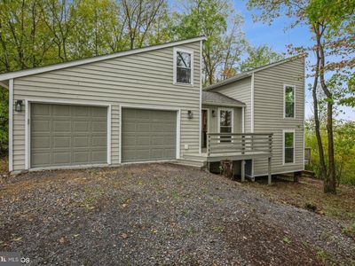 869 Stellar Way, Great Cacapon, WV, 25422