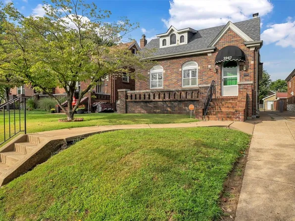 3947 Dover Pl, Saint Louis, MO 63116