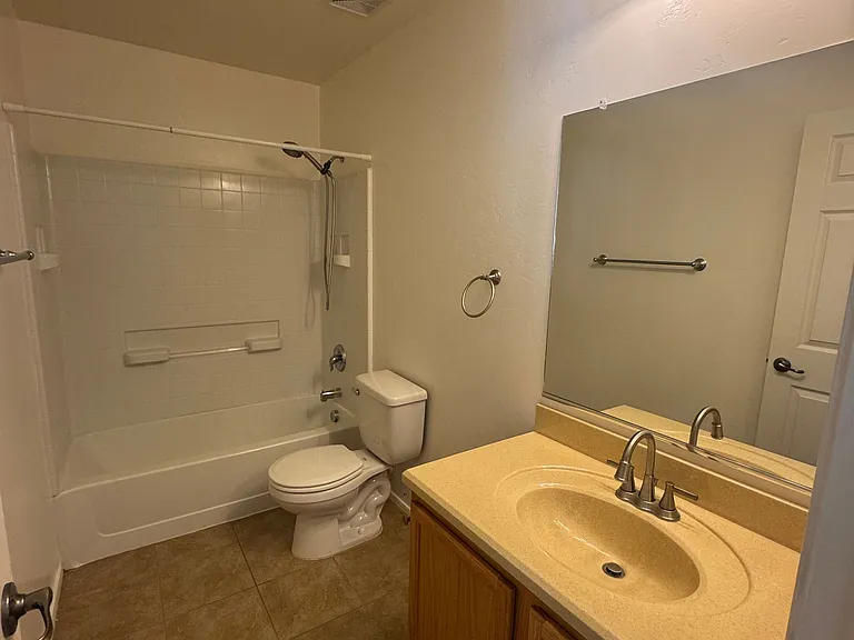 318 S Princess Erica Dr — Photo 10