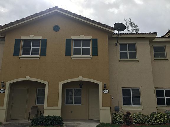 2nd image of 1712 SE 31st Ct #1712