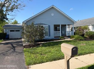 66 Perrys Lane, Manahawkin, NJ 08050