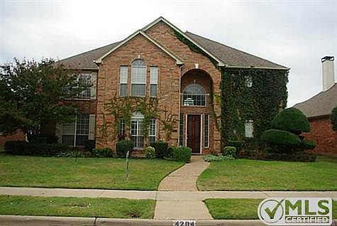1st image of 4204 Deerhurst Dr