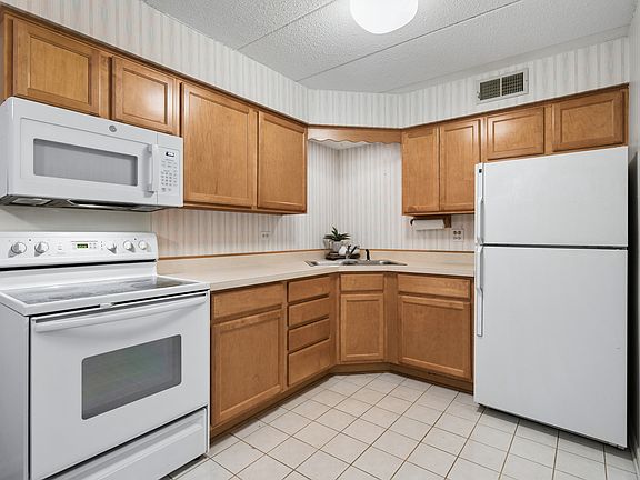 4th image of 550 Timber Ridge Dr APT 204-C