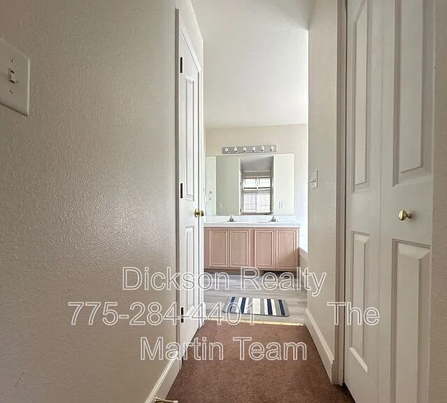 1465 Ridge Point Dr — Photo 10