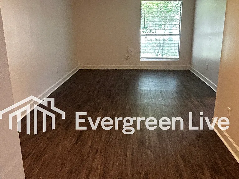 41 Callan Ct — Photo 3