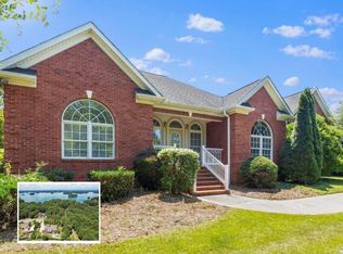 105 S Port Dr, Seneca, SC 29672