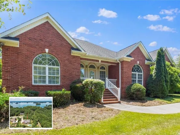 105 S Port Dr, Seneca, SC 29672