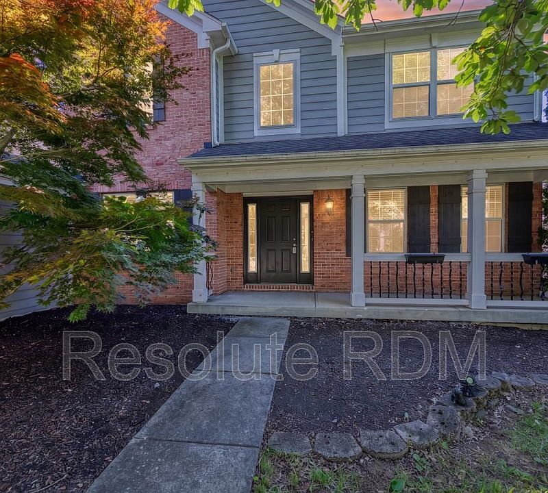 1st image of 8262 Plumwood Ln
