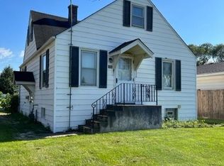 501 Elsie Ave, Crest Hill, IL 60403