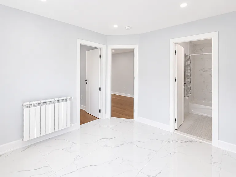 41-20 28th Ave #3 — Photo 9