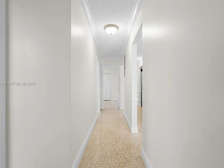 1333 W 37th St — Photo 16