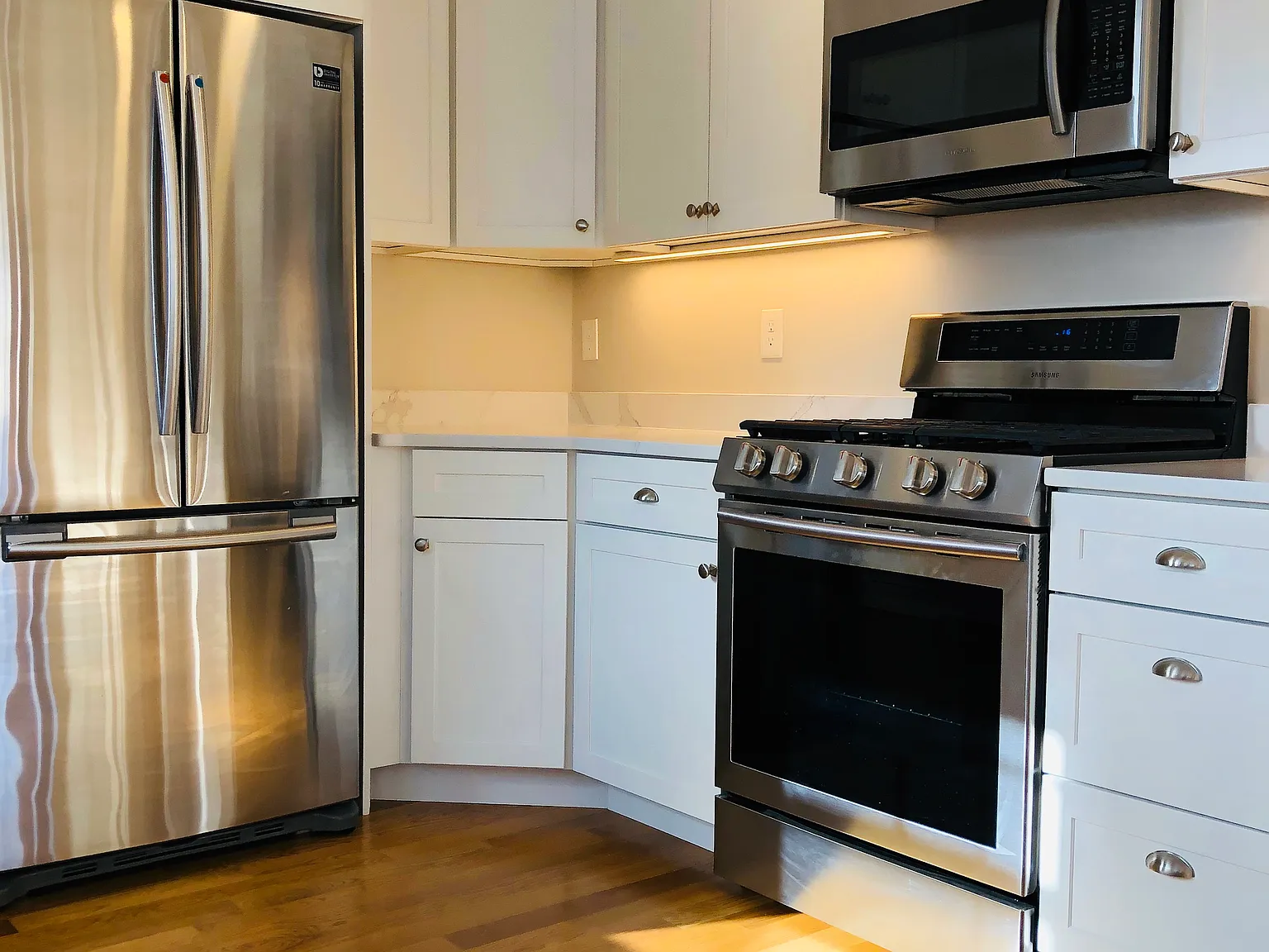2 bed, $3,000 — Photo 3