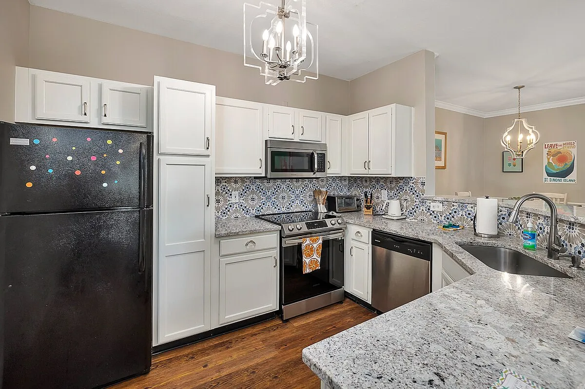 2 bed, 1260 sqft, $2,450 — Photo 3